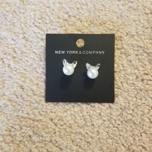 New York and co cat earrings